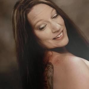 Meet your Posher, Crystal